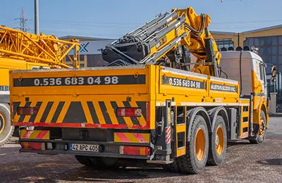 Mobil vinç kiralama hizmeti - Sözeri Vinç